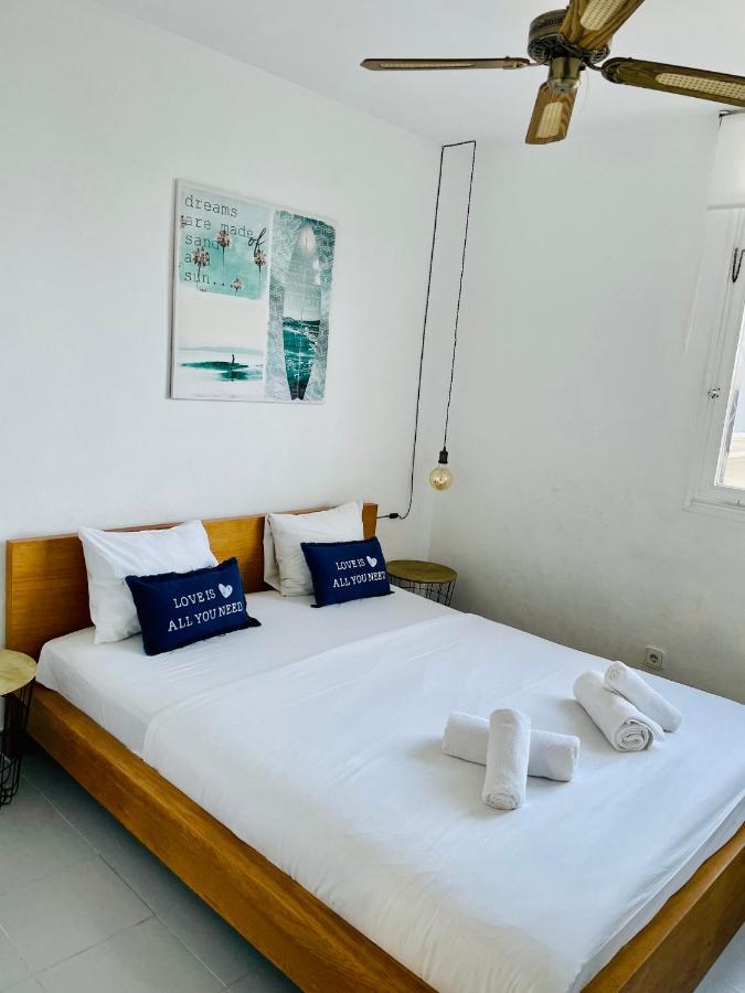 La Marina Seaview Penthouse Leilighet Sitges Eksteriør bilde
